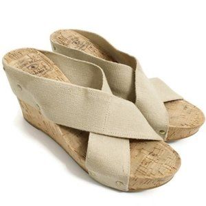 Lucky Brand Size 9.5 Tan Criss Cross Strap Open Toe Cork Wedge Platform Sandals